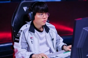 Cuzz:队员间互相尊重,我也是人不可能每次都打得好