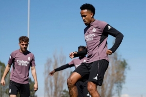 官方：皇马今日训练备战埃尔切，米利唐回归