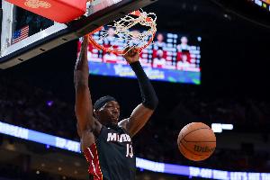 斯波:阿德巴约是联盟最顶级进攻球员之一 论攻防兼备他是前三