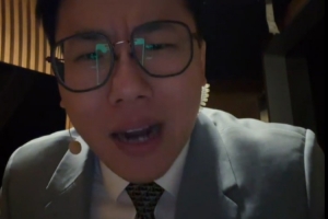 解说:亚历山大在关键时刻太稳了 MVP对约基奇赢得明明白白