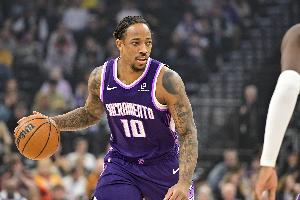 总得分超邓肯?德罗赞:这太疯狂了 我不会把这一切视为理当然