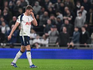 旧将:利物浦确实需要再引进一名中卫,范德芬似乎是不错的选择