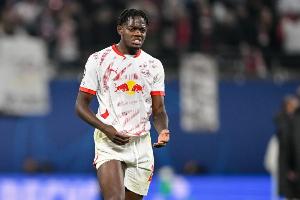 德天空:卢克巴考虑夏季离队,拜仁在关注他,但目前交易不太现实