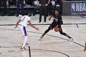 韦德:事情没按预期发生就会被挑刺 比如阿德巴约&湖人园区冠军