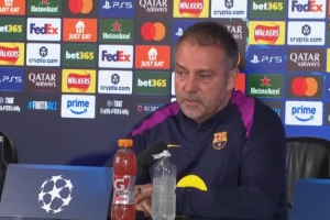 弗里克:我执教拜仁和巴萨进球都很多,但防守是全队的事情