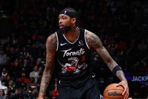 个人发挥尚可！英格拉姆19中8得22分6板5助4断 但正负值低至-25