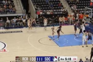 还是百分百~杨瀚森末节再登场 前场板补篮再进!13中13了!