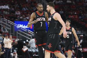 体型&篮板托底!火箭超6成胜率拿到第40胜 KD带5个年轻人长线成长