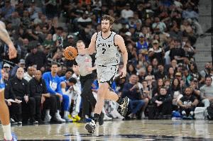 联盟取消老鹰致敬脱衣舞俱乐部活动!科内特:我觉得这是恰当的