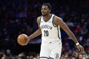 高效攻防!戴隆·夏普11中8拿到19分5板2断1帽 得分平赛季最高