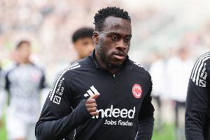 图片报:法兰克福欲买断卡利穆恩多,计划出售布朗和柯林斯