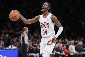 哈登大赞基翁·埃利斯：太出色了 他防守端的表现真正影响了比赛