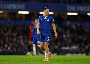 理查兹:雷克瑟姆的山姆·史密斯表现比德拉普更好,更像英超前锋