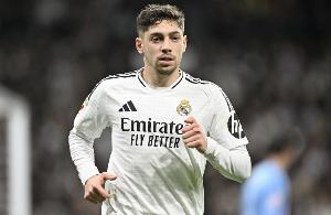 巴尔韦德是欧冠对英超球队半场帽子戏法第二人,上一位是梅西