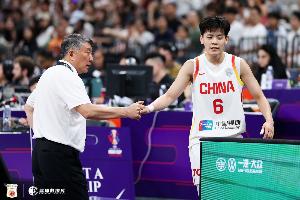 韩乔生：中国女篮全场无三分、防不住三分 进攻手段单一成致命伤
