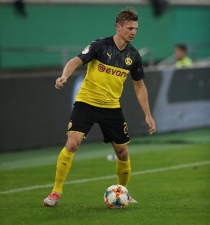 德天空：执教8场仅拿2分，多特名宿皮什切克辞去波兰乙球队帅位