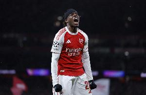 马杜埃凯谈造点:本能告诉我应该冲过去 那肯定是个点球