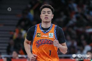 时隔近四月复出!李添荣10中6得到16分2板3助 正负值+20全场最高