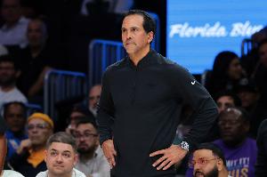 斯波谈阿德巴约83分：真是超现实的一晚 我甚至不敢去想换下他