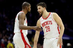 不容有失！ESPN明日胜率预测：火箭高达63.3% 猛龙为36.7%