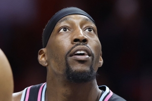 阿德巴约本场命中率46.5% 历史单场70+里最低&唯一50%以下