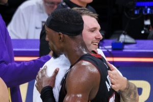 纪录将很快被打破?帕森斯:如果83分很容易 东契奇咋没砍一个