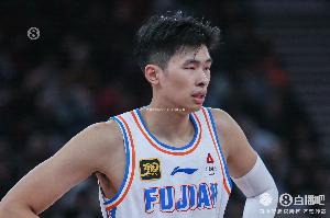 获得球权不多!邹阳6中2&罚球5中4得8分 拼抢积极抢7板1断