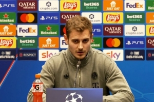 斯坦尼西奇:教练没有特别调整备战方式 我可能更偏爱踢边后卫