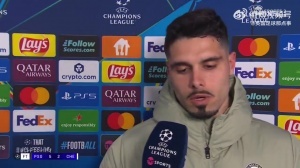 说了35次对不起!内托:已向被推搡的球童道歉,并把球衣送给了他