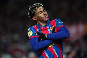 亚马尔本赛季打进20球，差6球追平劳尔的U19单赛季进球纪录