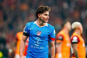 马竞跟队:阿尔瓦雷斯团队不希望球员在马竞踢球,一直撺掇他转会