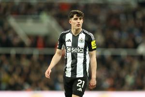 罗马诺:利夫拉门托并未接近夏窗转会曼城,目前无实质性进展