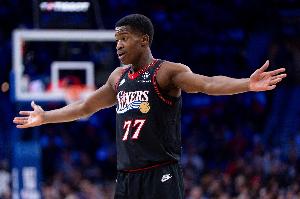 【菜鸟】埃奇库姆21分5板5助3断 雷诺18分11板 弗拉格14分12板5助