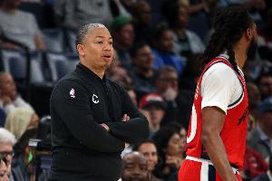 加兰代表快船首发数据:场均21.7分6.3助4.3三分 真实命中率61%