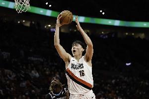 河村:杨瀚森未来很光明 希望他得到更多出场时间 我为他感到骄傲