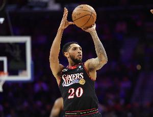 我也生涯之夜!佩恩单场32分10助&三分命中率100%进8球 历史首人