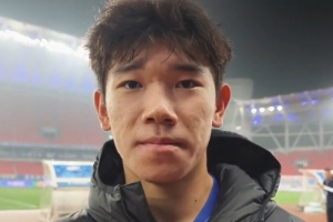 三镇小将姜利勋:中超首秀还是有点放不开,教练一直在给我鼓励