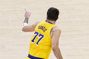 沃西:我生涯见过很多伟大球员 而东契奇是其中最佳之一