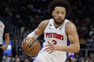 轻松三节打卡!坎宁安仅出手6次 28分钟拿8分5板13助2断1帽