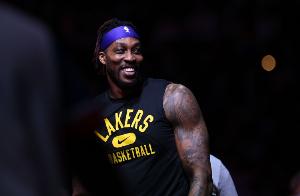 霍华德宣布退役!生涯荣誉满载:名人堂+冠军+8次全明星+3次DPOY