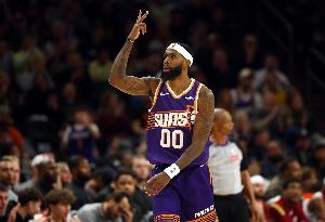 罗伊斯·奥尼尔:当我们空间拉开时 对手很难防住布克&杰伦·格林