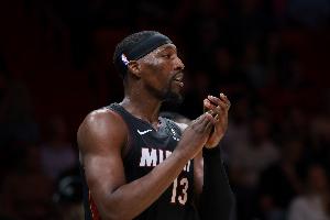 阿德巴约:我们只考虑赢球 用不同方式赢球 这才是最重要的