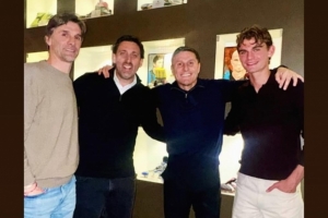 萨内蒂妻子晒照,帕斯父子与国米名宿萨内蒂、米利托聚餐并合影