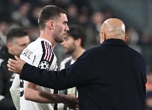 米体:尤文愿为弗拉霍维奇开600万欧续约年薪,加奖金最高达700万