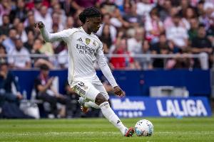 记者:皇马愿出售卡马文加要价不低于5000万欧,英超多队有意