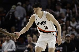 没啥机会!杨瀚森出战48秒生涯单场新低 此前最短时间为1分02秒