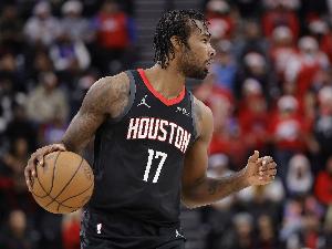 伊森只打19分钟？乌度卡：都防不住锡安 所以用手感更好的球员