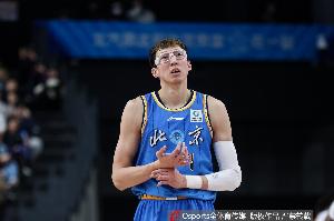 出手不多但效率高！周琦6中5拿下11分6板1断2帽