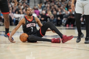 比尔·西蒙斯:若知道范弗里特受伤 火箭当时就不会换来KD