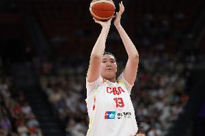 在场上内线就无解!张子宇不到9分钟 7中5高效砍下11分5板